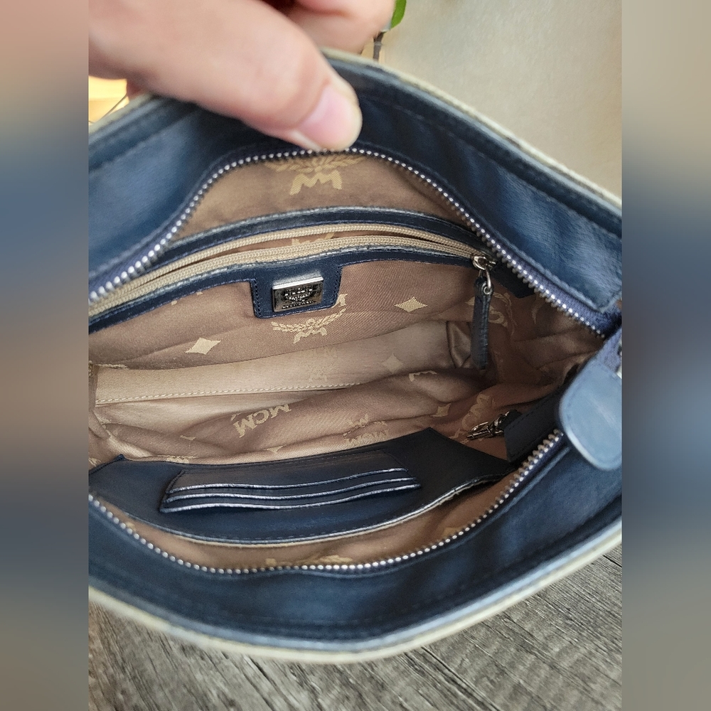 MCM visetos messenger bag - Picture 8 of 10